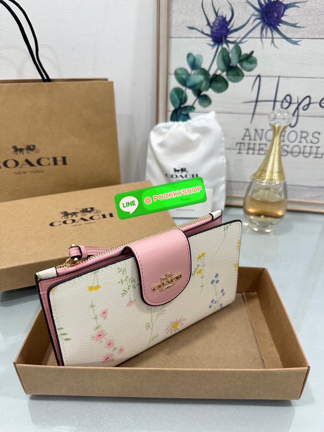 🍀Coach C2874 Tech Phone Wallet In Colorblock Signature 🍀 COLOR: signature canvas