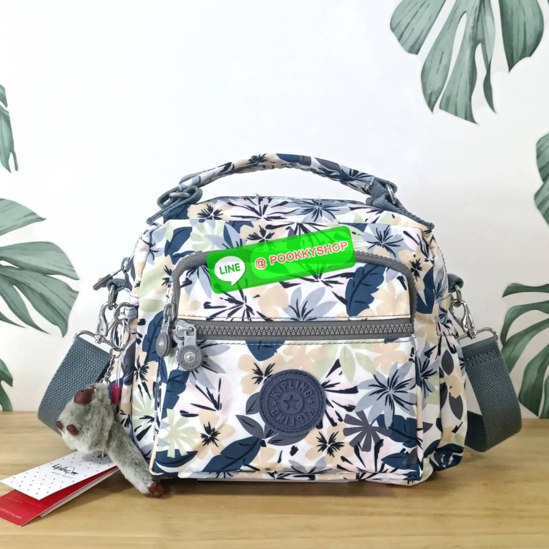 KIPLING Square Handbag & Shoulder bag กระเป๋าถือหรือสะพายข้าง ขนาดกลาง วัสดุ Polyester 100%