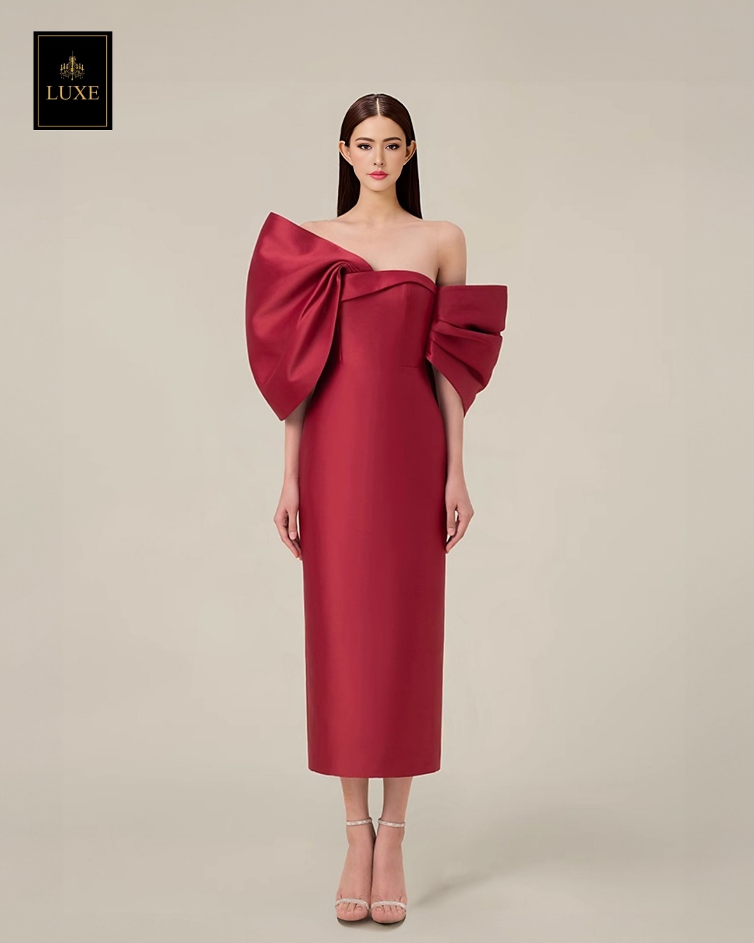 เดรสแฟชั่น มีดี้เดรสเสื้อคอกลมแขนกุด แต่งด้วยผ้าซีทรูสีนู้ด