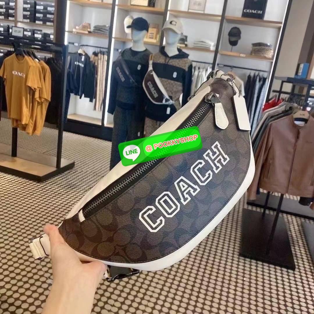 Coach Warren Belt Bag In Signature Canvas ( CB912 )With กระเป๋าคาดอก/เอว Coach Warren ในแคนวาสซิกเนเจอร์พร้อม ผ้าใบเคลือบซิกเนเจอร์และหนังลูกวัวอย่างดี ภายในกระเป๋ามัลติฟังก์ชั่น ปิดซิป ซับในผ้า กระเป๋าซิปด้านนอก สายปรับได้ ยาว 34 1/2" ใส่ได้เอว