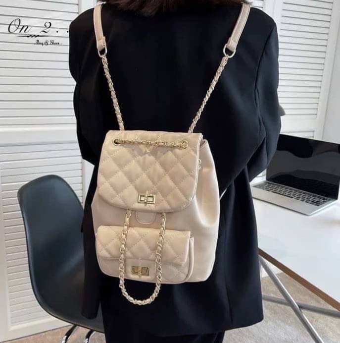 พร้อมส่งจ้าา♥️♥️♥️ CHANEL BACKPACK CLASSIC...✨✨✨ รุ่นใหม่ล่าสุด หนังพียู งานเกรดพรีเมี่ยมม!! สามารถทำเป็น เป้หลังได้ เเละถือได้