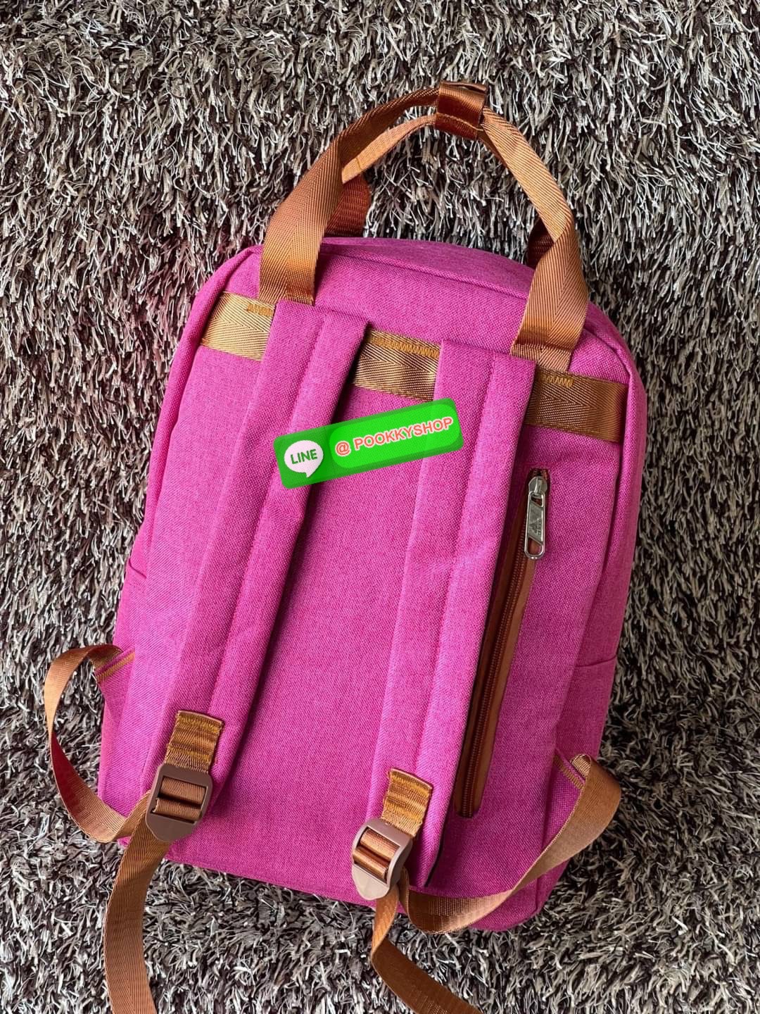 💕Adidas Classic Medium Backpack เป็นกระเป๋าเป้สะพายสามารถจุของได้ปานกลาง แต่มีช่องย่อยเพื่อให้สามารถจัดเก็บของได้อย่างเป็นระเบียบ เป็นกระเป๋าสุดคลาสสิกเพราะเป็นกระเป๋าดีไซน์เรียบง่าย เปิด-ปิดด้วยซิปรูด มาพร้อมกับซิปช่องเล็กด้านหลังช่วยให้หยิบของจา