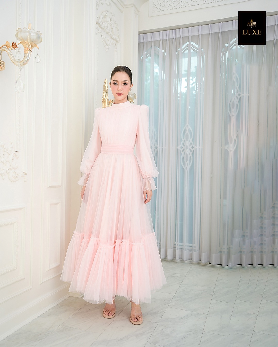 เดรสแฟชั่น แม็กซี่เดรสเสื้อคอปีนแขนยาว กระโปรงบานต่อชายรูดระบายรอบตัว