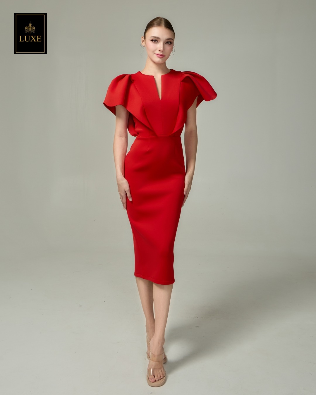 เดรสแฟชั่น เดรสเสื้อคอกลมผ่าหน้า แขนระบาย กระโปรงทรงสอบ