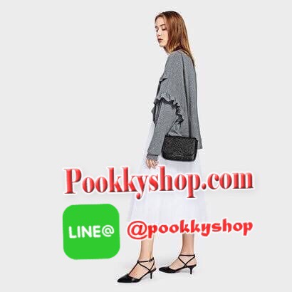 NEW ARRIVAL! CHARLES & KEITH PUSH-LOCK CHAIN SLING BAG 2018 กระเป๋าสะพายคอลเลคชั่นใหม่ล่าสุดวัสดุหนังคาเวียร์สวยอยู่ทรง ขนาดมินิกำลังดีน้ำหนักเบา เปิดปิดด้วยฝาปิดตัวล๊อคปั้มโลโก้ด้านหน้า ภายในมีช่องซิปและช่องใส่บัตร มาพร้อมสายสะพายโซ่ยาวสามารถซ้อนสายสั้นส