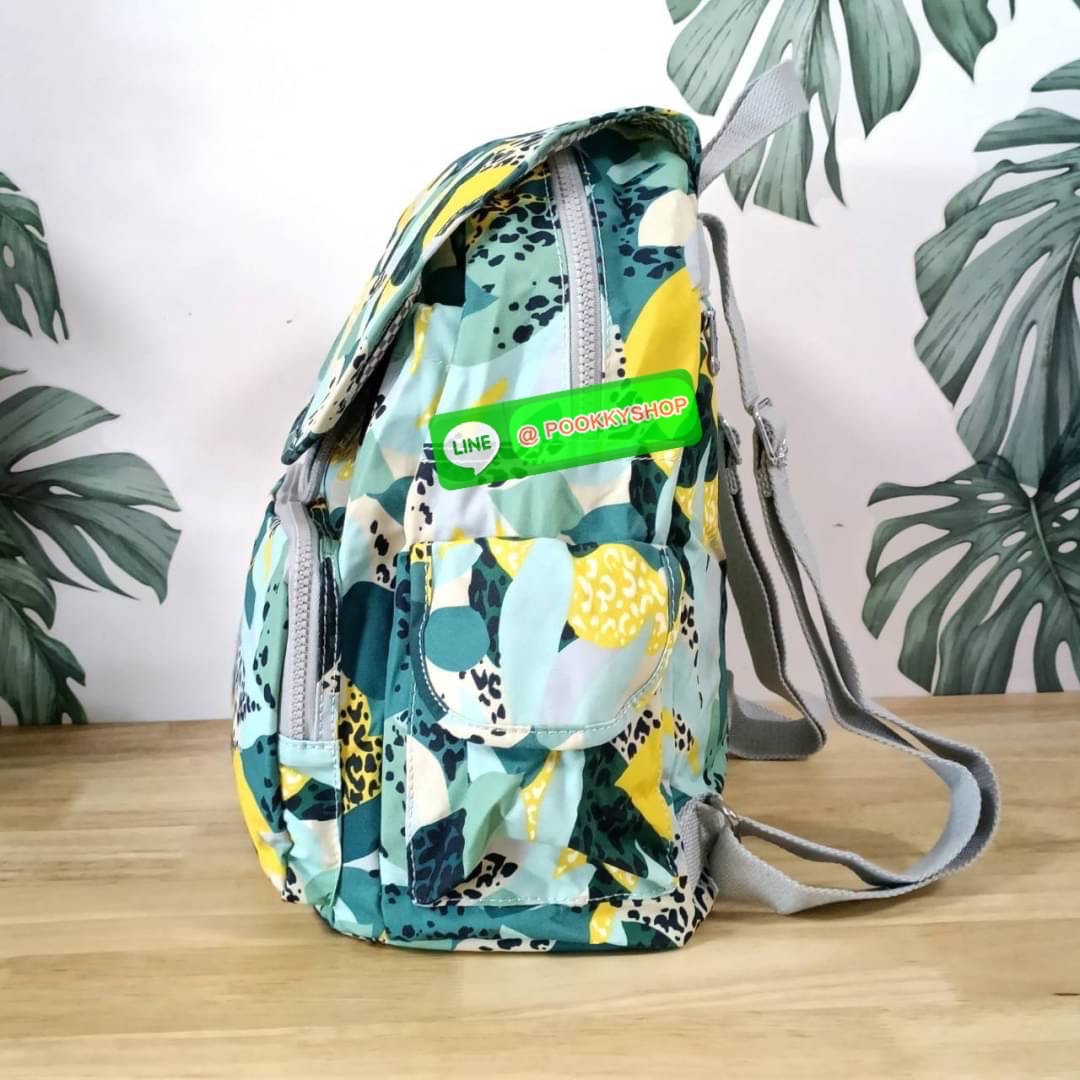 Kipling City Pack Medium Backpack กระเป๋าเป้ Kipling ขนาดกลาง วัสดุ Polyester 100% มีหูหิ้วด้านบน -ด้านหลัง มีซิปหลัง 1ช่องลึก -ด้านข้างมีช่องใส่ของเล็กน้อยทั้ง 2 ด้าน เปิด-ปิด ด้วยกระดุมแม่เหล็ก -ด้านหน้ามีช่องซิปใส่ของแยก 1 ช่อง และ ช่องปรับขนาดด้วยสายล