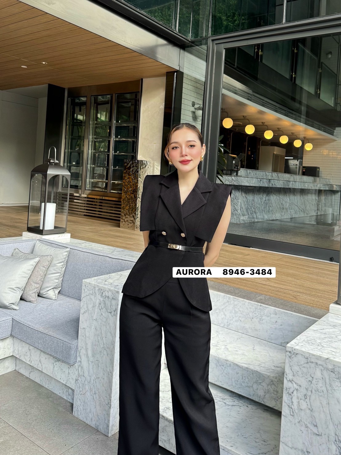 ชุดเซทแฟชั่น เซตสีดำ เสื้อดีไซน์เก๋ กระดุมหน้าสีทอง สวยหรูโดดเด่น ซับในอย่างดีทั้งตัว