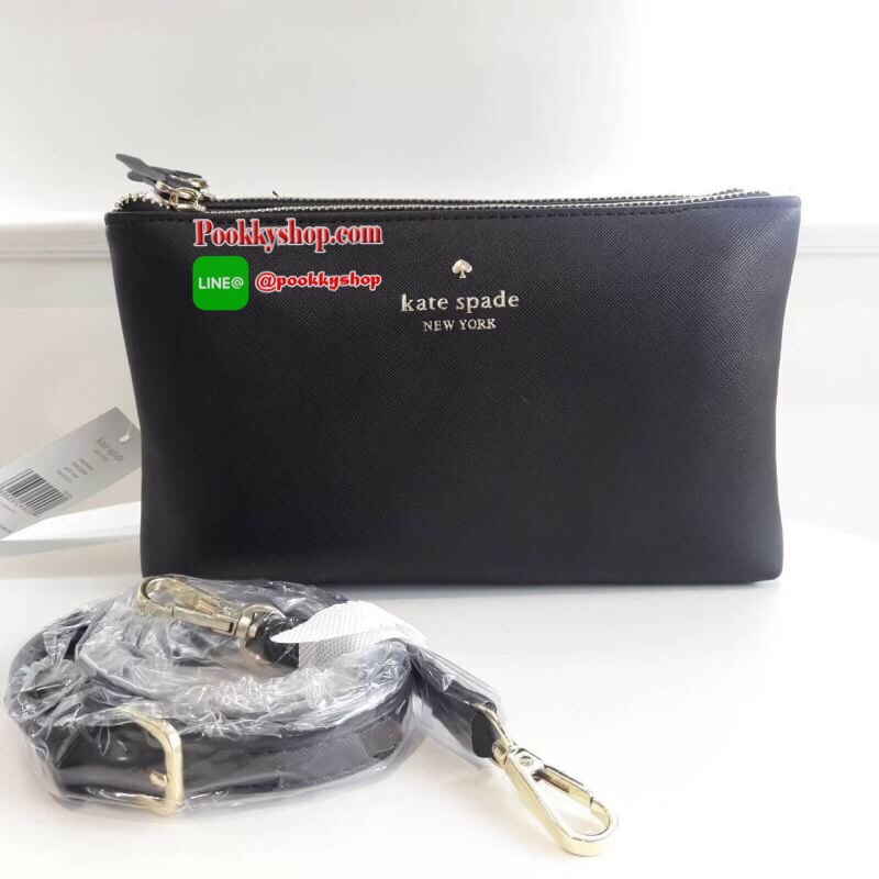 BEST SELLER!! KATE SPADE 2 ZIPS CROSSBODY BAG กระเป๋าสะพายครอสบอดี้ ทรงน่ารัก เปิดปิดกระเป๋าด้วยซิป2ช่อง ด้านในมีช่องซิป อีกด้านมีช่องใส่ของ หนังนื่ม นุ่มมือ สายสะพายเลื่อนปรับระดับได้ สามารถใส่กปต.ยาว ได้พอดีน้าา บอกเลยว่า เริ่ดมากจริงๆ คุ้มค่าราคาที่สุด