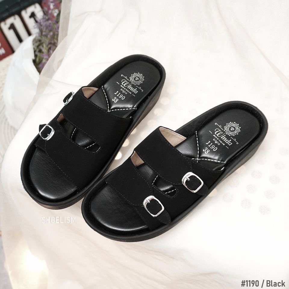 พร้อมส่งจ้า เข้าเพิ่มแล้วค่าา รองเท้าลำลอง ดีไซน์คาดหน้า เก็บหน้าเท้าได้ดี พื้นนุ่มใส่เดินสบาย รองเท้าเพื่อสุขภาพ รองรับน้ำหนักได้ดี อย่ามัวรอช้าไม่งั้นอดน้า...