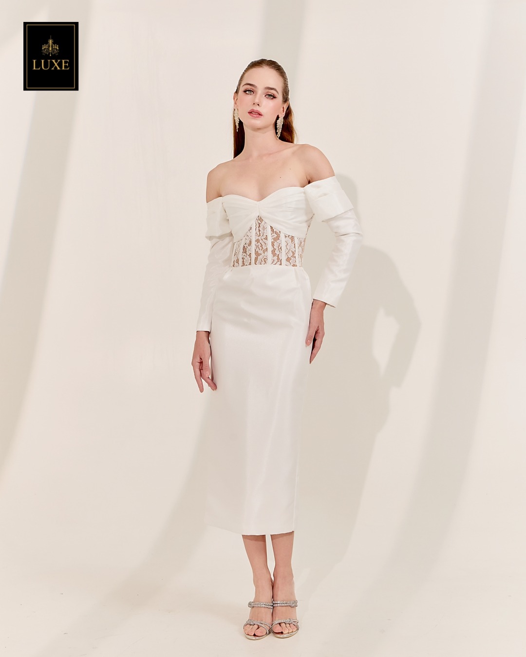 เดรสแฟชั่น เดรสเสื้อเปิดไหล่แขนยาว กระโปรงทรงสอบ