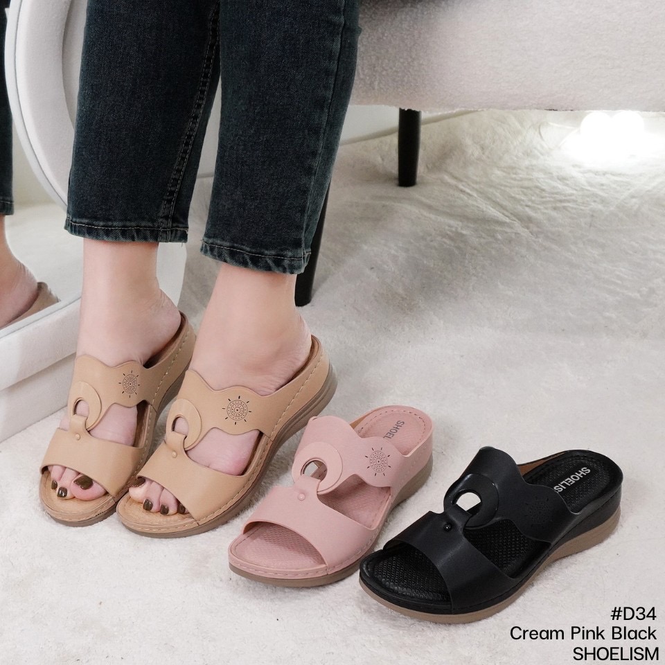 คู่โปรดแบบไม่รู้ตัว! รองเท้าสุขภาพ สายแฟต้องกดเลิฟ ส้นสูงนิด ๆ พื้นนุ่มรองรับสรีระเท้าของสาวๆได้ดี เดินเพลินทั้งวัน ของมันต้องมีเก็บไว้ ไม่ใส่ตอนนี้ จะใส่ตอนไหน!