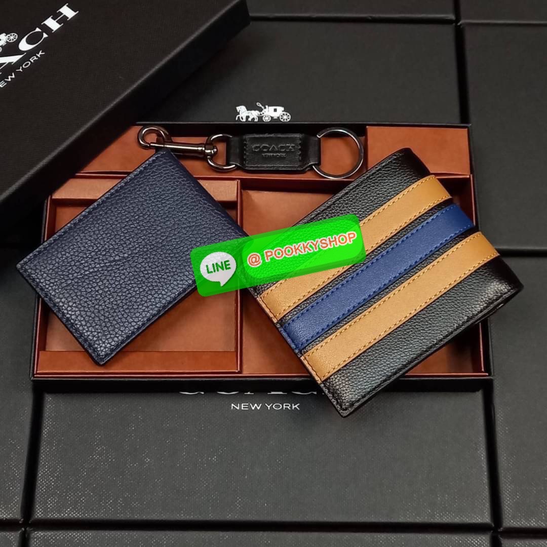 NEW IN💥>>มีกันหรือยัง ใช้แล้วหล่อมากน้า😎//>>COACH 3-IN-1 WALLET WITH VARSITY STRIPE WITH KEY FOB LIMITED BOX (COACH F24649)🍁กระเป๋าสตางค์ มี ID ใบลูก สำหรับใส่บัตรแยก มีพวงกุญแจ ใช้แล้วดูหล่อสุดๆ🔸️**จะใช้เอง หรื