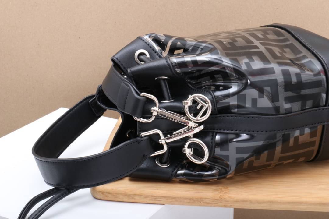 มาอีกรอบละจร้าา สวยกราบมากแม่.. ทนกระแสไม่ไหวจริงๆ ไม่มีไม่ได้แล้ว สวยเกร็งจนหายใจแทบไม่ออก งานสวยมาก ตัวพสาสติกใสอย่างหนา อะหลั่ยปั๊มทุกจุด รักเลยรุ่นนี้