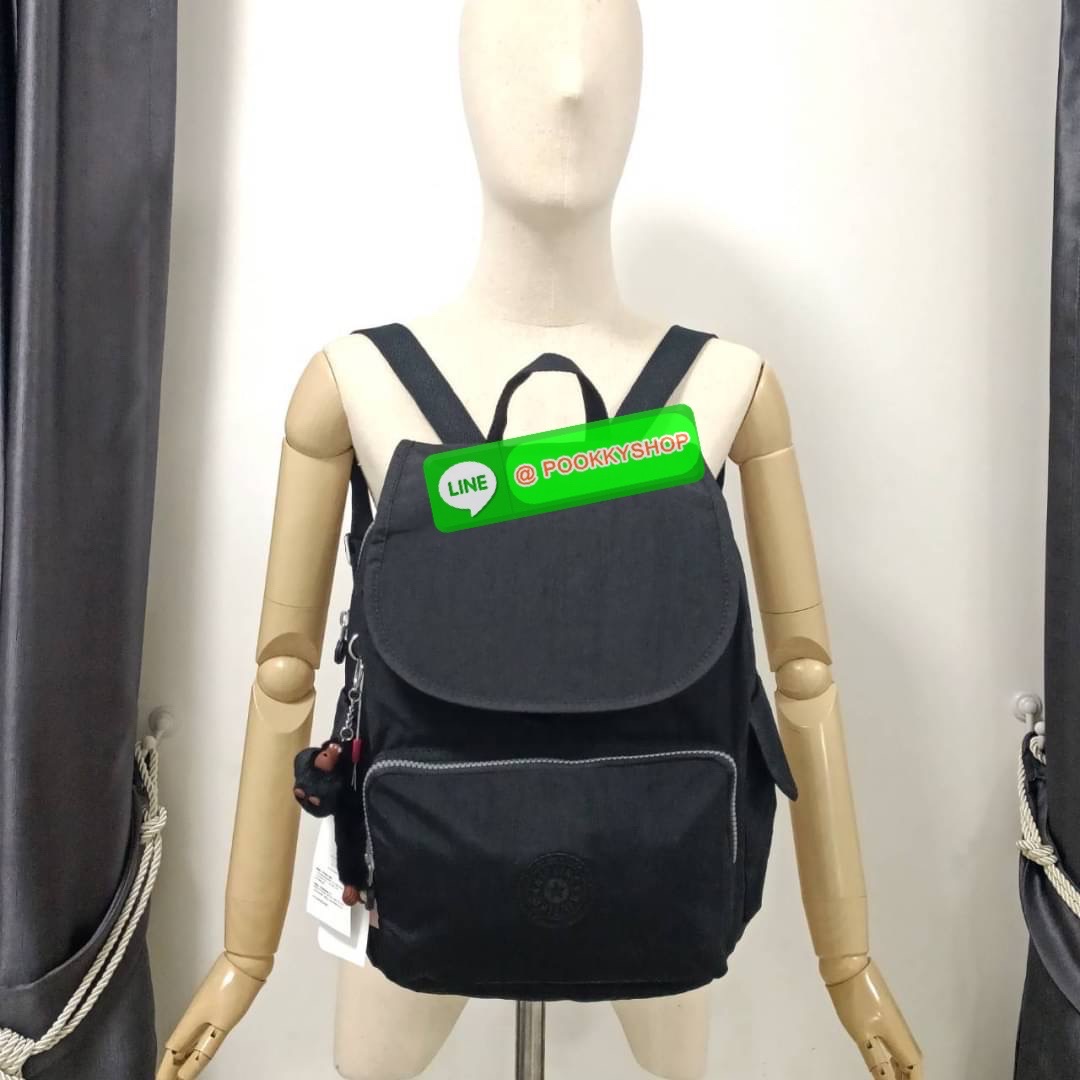 Kipling City Pack Medium Backpack กระเป๋าเป้ Kipling ขนาดกลาง วัสดุ Polyester 100% มีหูหิ้วด้านบน -ด้านหลัง มีซิปหลัง 1ช่องลึก -ด้านข้างมีช่องใส่ของเล็กน้อยทั้ง 2 ด้าน เปิด-ปิด ด้วยกระดุมแม่เหล็ก -ด้านหน้ามีช่องซิปใส่ของแยก 1 ช่อง และ ช่องปรับขนาดด้วยสายล