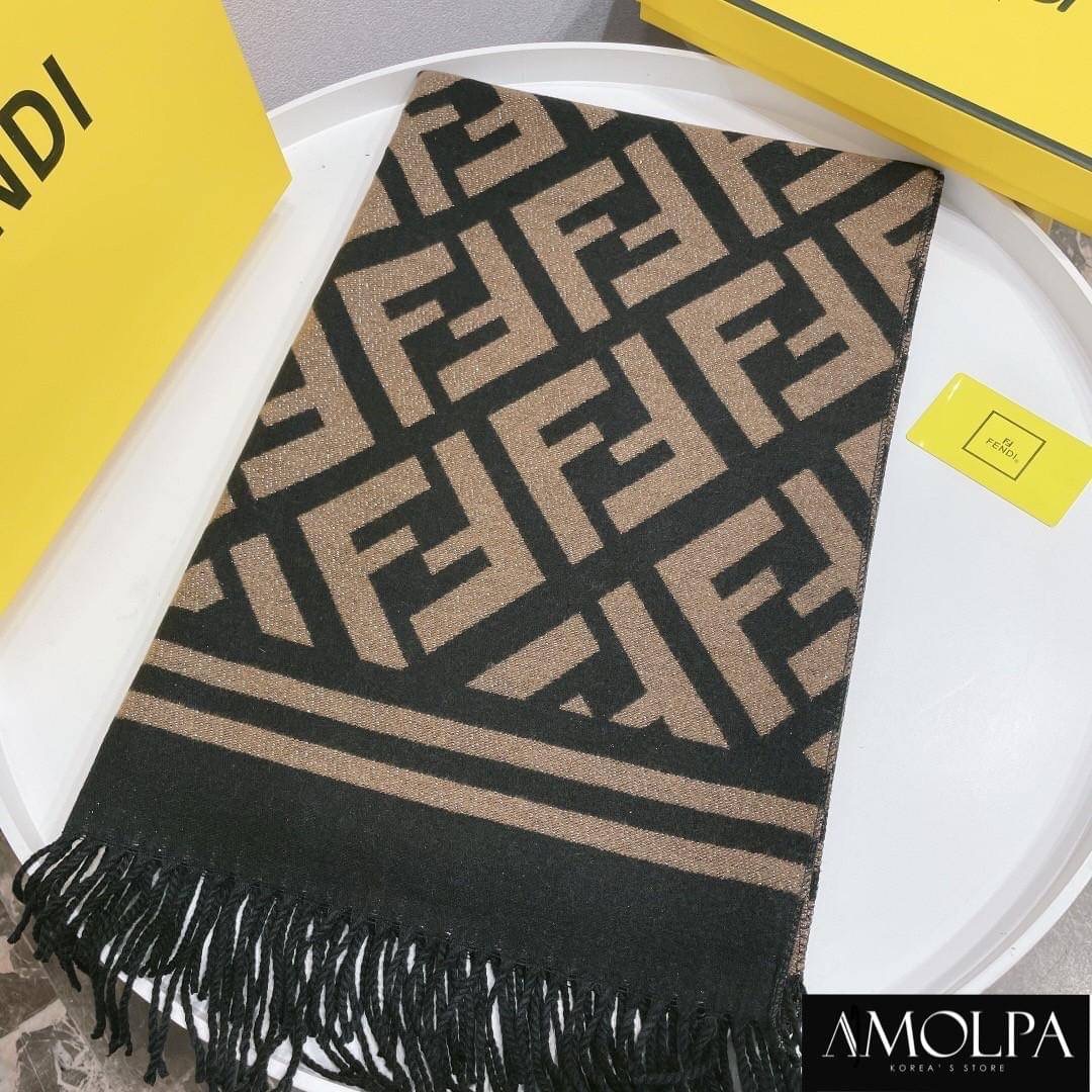 ผ้าพันคอ FF ผ้าหนานุ่มแน่นๆ เนื้องานละเอียด เกรดพรีเมียม ค่า ห้ามพลาดเลยน๊า NO BOX