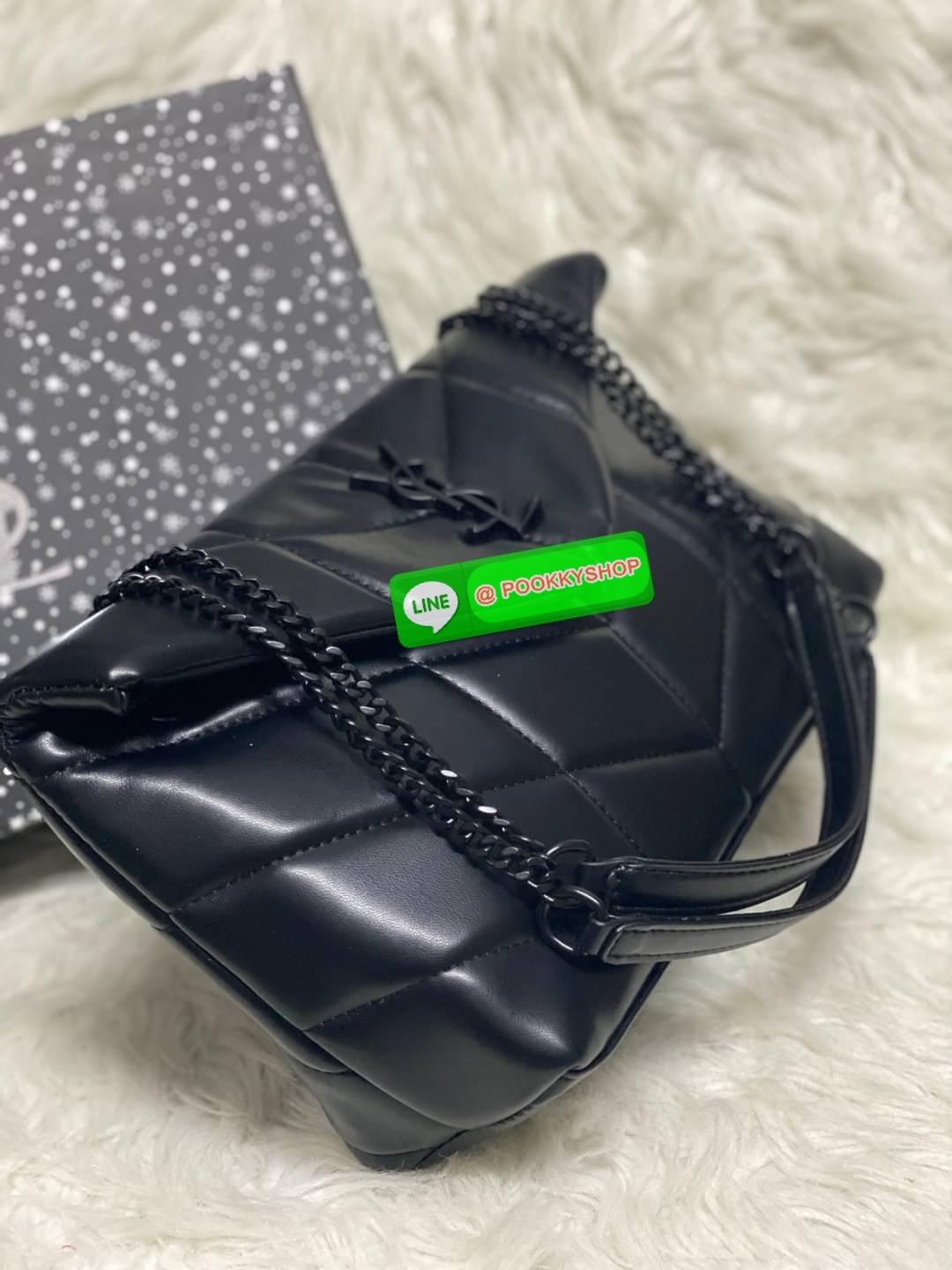 SAINT LAURENT Loulou Puffer Small shoulder bag material: leather internal details: fabric lining, internal zipped pocket colour of fastening: gold tone hardware adjustable chain and leather shoulder strap magnetic fastening