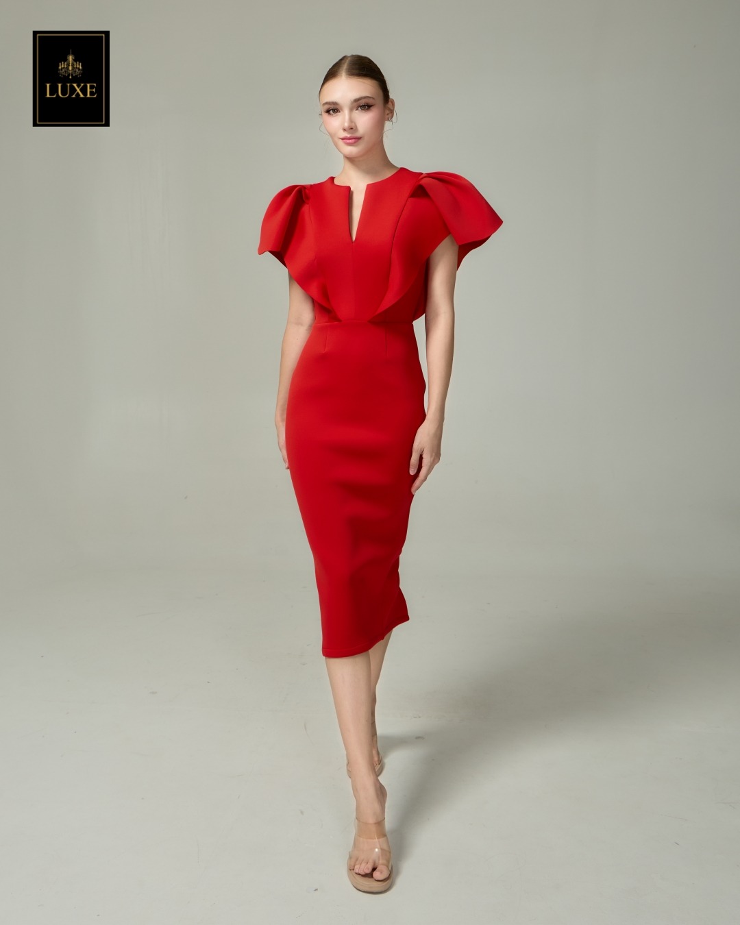 เดรสแฟชั่น เดรสเสื้อคอกลมผ่าหน้า แขนระบาย กระโปรงทรงสอบ