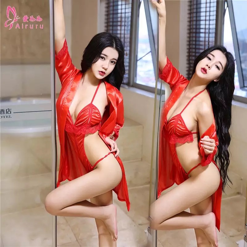 ชุดนอนเซ็กซี่ ชุดนอนวันพีซ แต่งลูกไม้ สีแดงสด แต่งเว้าแหวกหน้าอก สวยเปรี่ยวแซ่บมากคะ (ราคาเฉพาะวันพีซ)