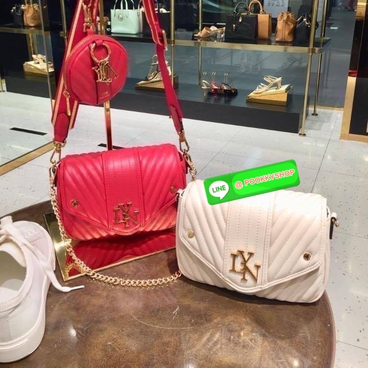 กระเป๋า Lyn สะพายข้าง แถมใบลูก คอลเล็คชั่นใหม่ ซื้อ 1 ได้ถึง 2