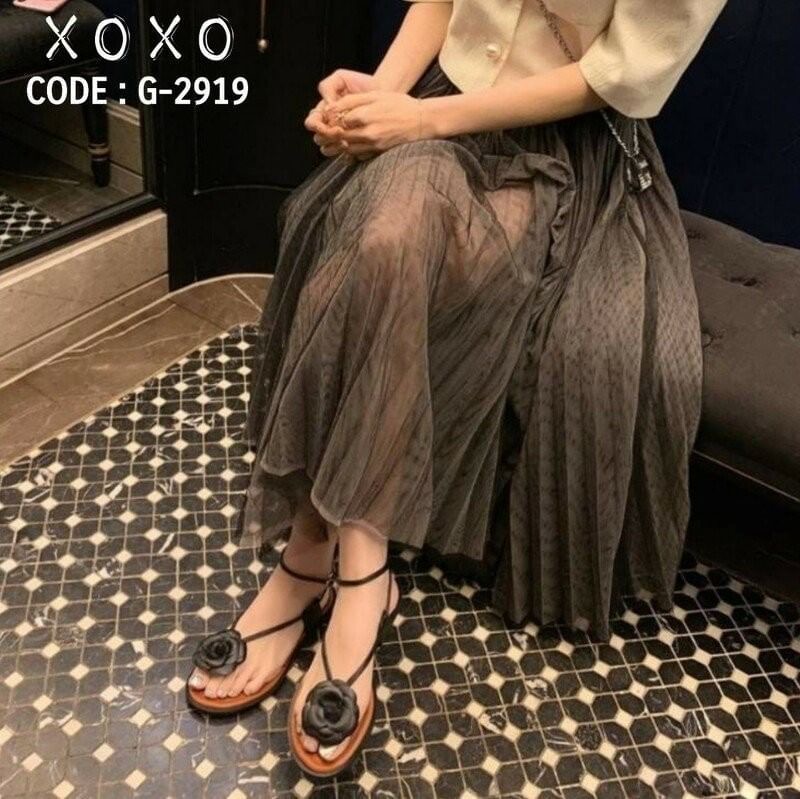 🎁 สินค้าพร้อมส่ง 🎁 แตะครีบ รัดหลัง ด้านบนแต่งดอกไม้สวยงาม หนังนุ่ม แมทส์ชุดง่าย น้ำหนักเบา วัสดุหนัง PU