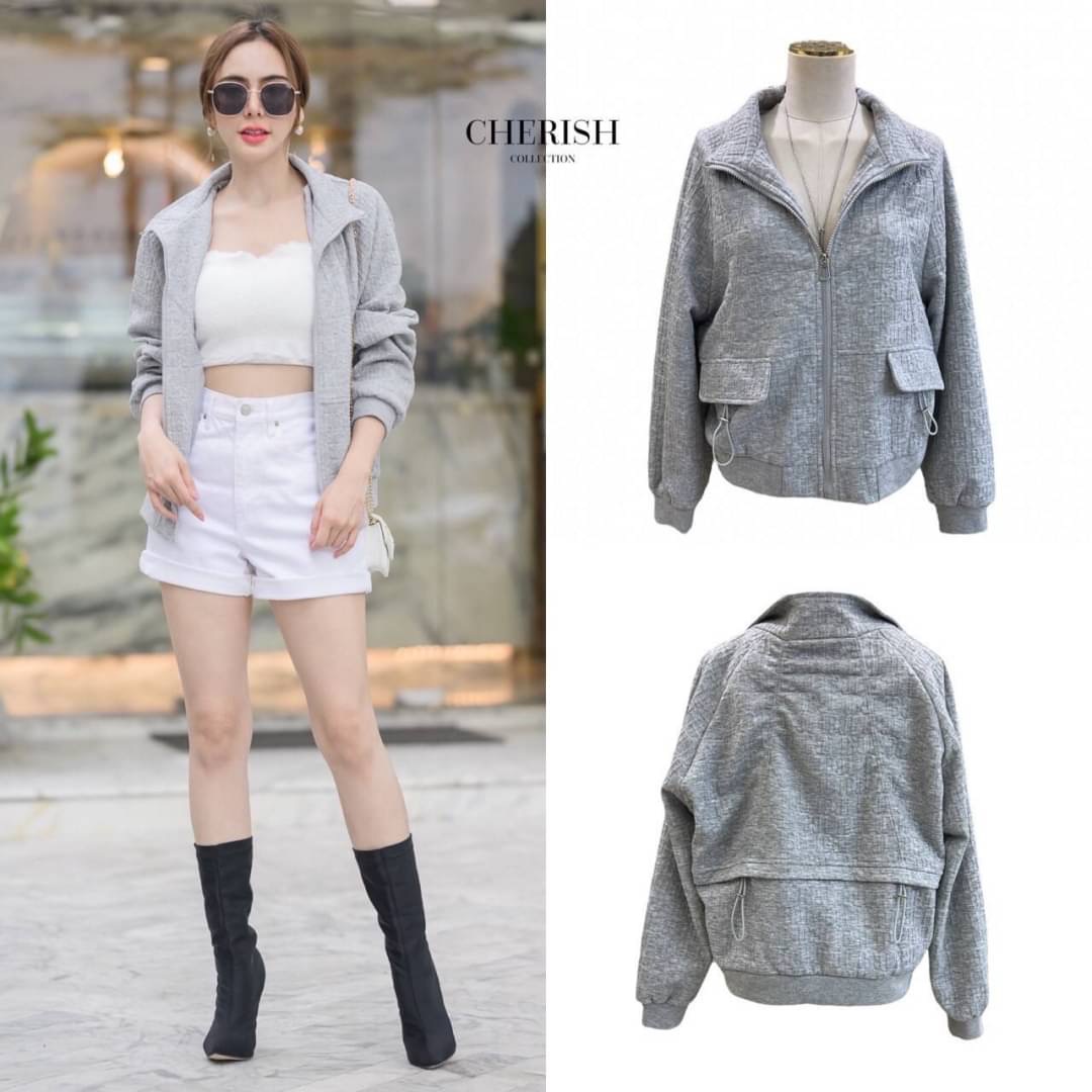 เสื้อคลุมคอปกแขนยาว เนื้อผ้า knit ผสม cotton บุซับในอย่างดี ใส่อุ่นๆ ไม่ทิ้งความน่ารักลุคคุณหนู เนื้อผ้าดูแพง สวมใส่ได้ง่าย แมทช์คู่กางเกงยีนต์ขาสั้นรองเท้าผ้าใบเก๋ๆ หรือ จับคู่ยีนต์ขาเดฟ+รองเท้าบูททรงสูง ลุคไหนก็รอดค่ะ