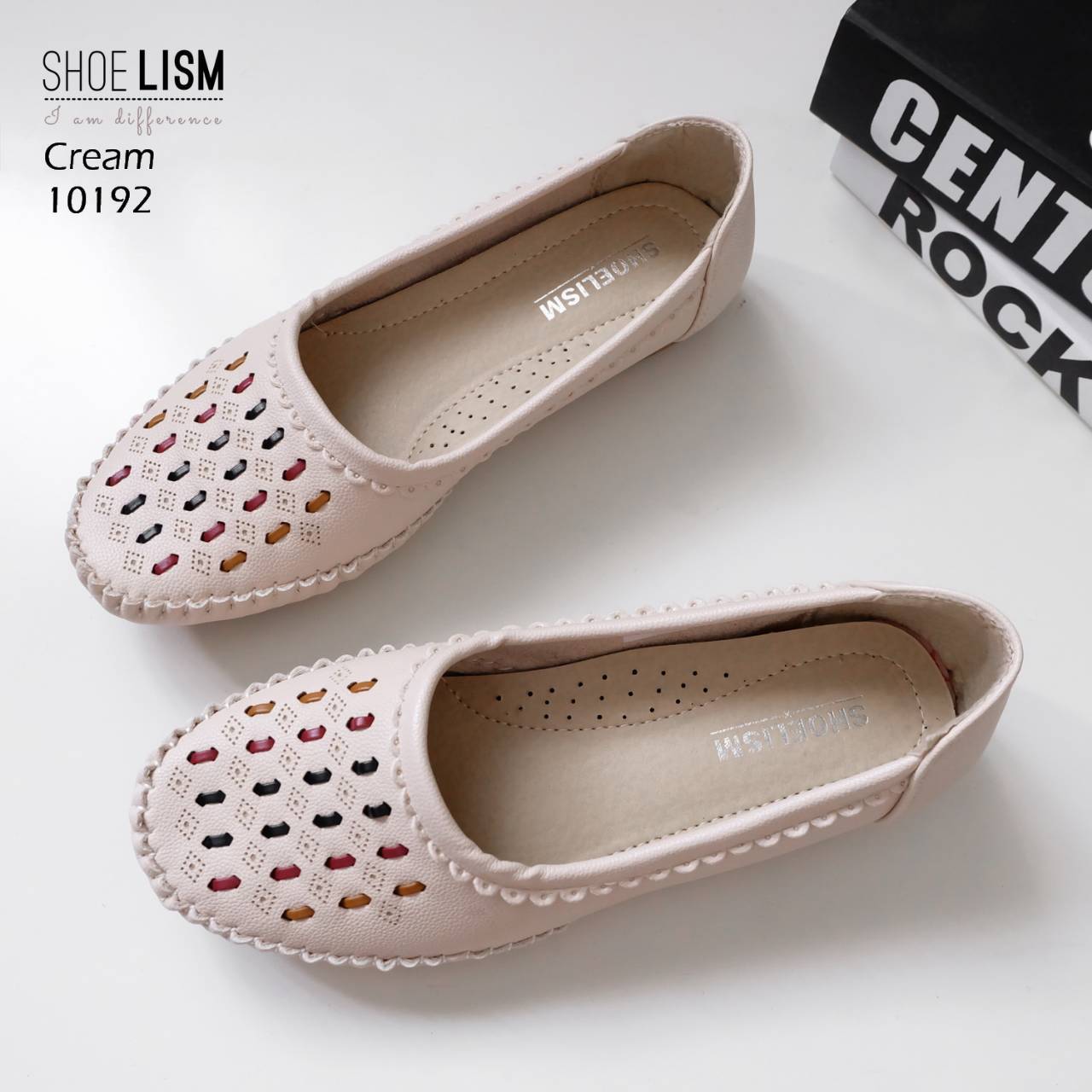 งานขายดี มาเพิ่มครบสี พร้อมส่งจร้า!! งานคัชชูสไตล์ Loafer ที่หนังนิ่มที่สุด พื้นบุนวมซัพพอร์ทอุ้งเท้า ลายใหม่ ใส่สบายคอนเฟิร์มค่ะ!!!