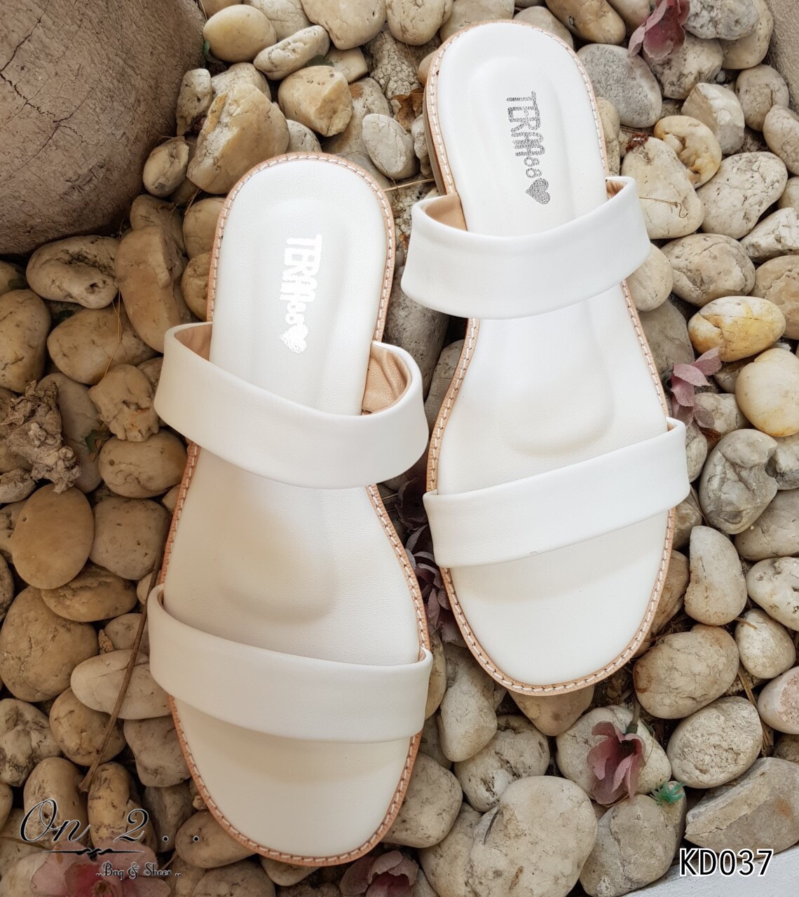 Zara Shoes แตะสองตอนงานหนัง Zara style หนังเรียบสีสวยพื้นนิ่มงานจริงใส่สวยคะ มา 4 สี