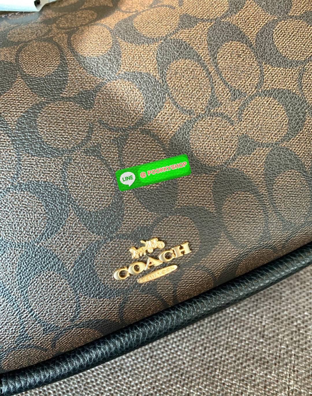 COACH JULES HOBO BAG ((C9189//9190)) 🌍พร้อมส่งที่ไทย! ต้องบอกก่อนว่าหนังรุ่นนี้อย่างดี นิ่มมากๆ สัมผัสแล้วรู้สึกละมุน กับกระเป๋าใบใหญ่ ทรงสวย เปิดปิดกระเป๋าแบบซิปมีหนังห้อยเพิ่มความเก๋ตรงหัวซิปค่ะ ภายในกระเป๋ากว้างมาก ใส่สัมภาระได้ครบครัน หายห่วงเ