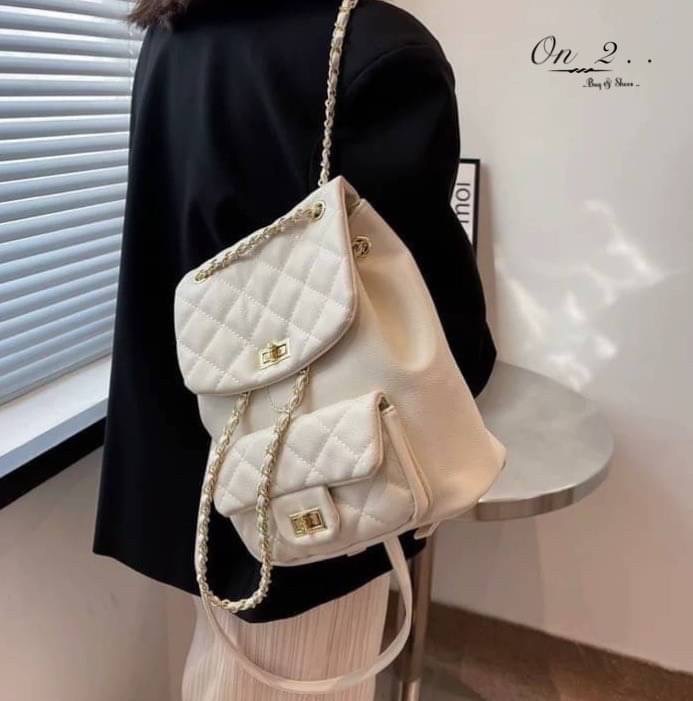 พร้อมส่งจ้าา♥️♥️♥️ CHANEL BACKPACK CLASSIC...✨✨✨ รุ่นใหม่ล่าสุด หนังพียู งานเกรดพรีเมี่ยมม!! สามารถทำเป็น เป้หลังได้ เเละถือได้