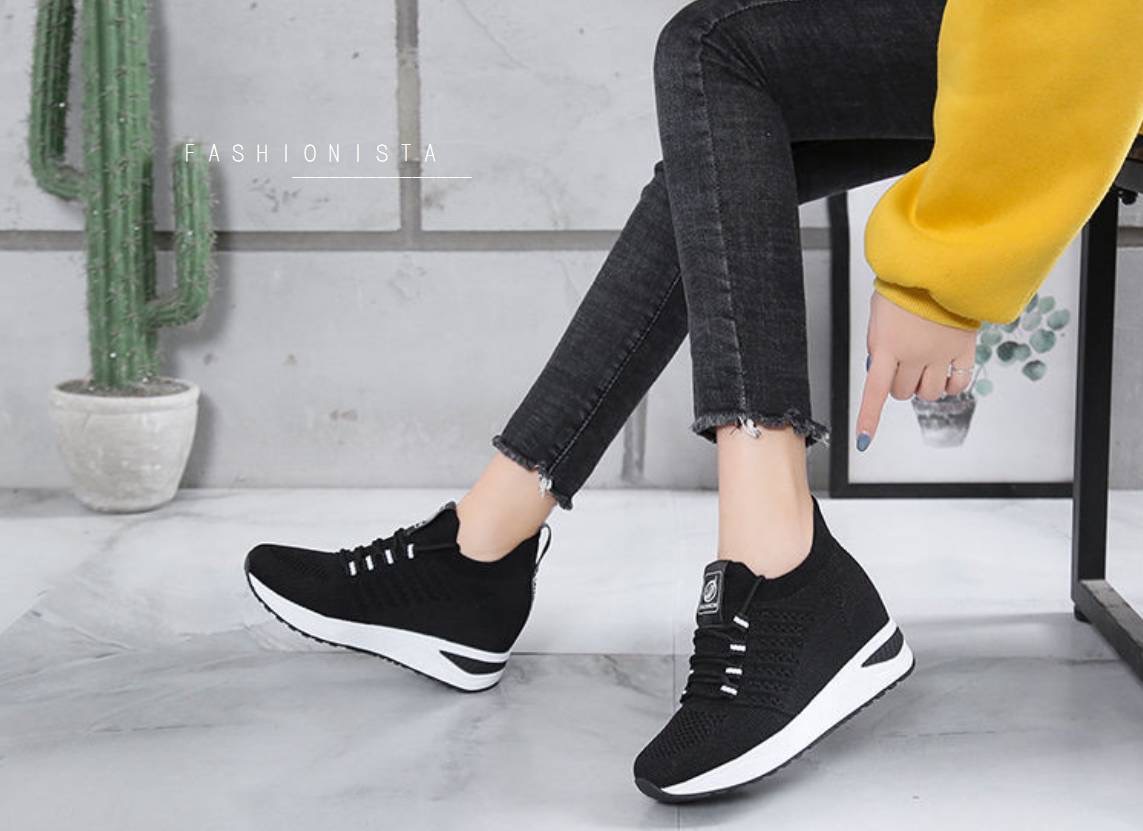 NEW ITEM แฟชั่นเสริมส้นมาแรง!! รองเท้าสลิปออนเสริมพื้น 5c.m. แต่งเชือกผูก ทรงสโลป วัสดุเนื้อผ้ายืดกระชับเท้า เนื้อหนาคุณภาพดี ขอบยางยืดเพิ่มความยืดหยุ่นในการสวมใส่ ใส่แล้วดูขาเรียวยาวสุดๆไปเลย ตัวพื้นรองเท้าเป็นยางพารากันลื่นได้ดีจ้า งานสวยเก๋น่ารักเรียบเ