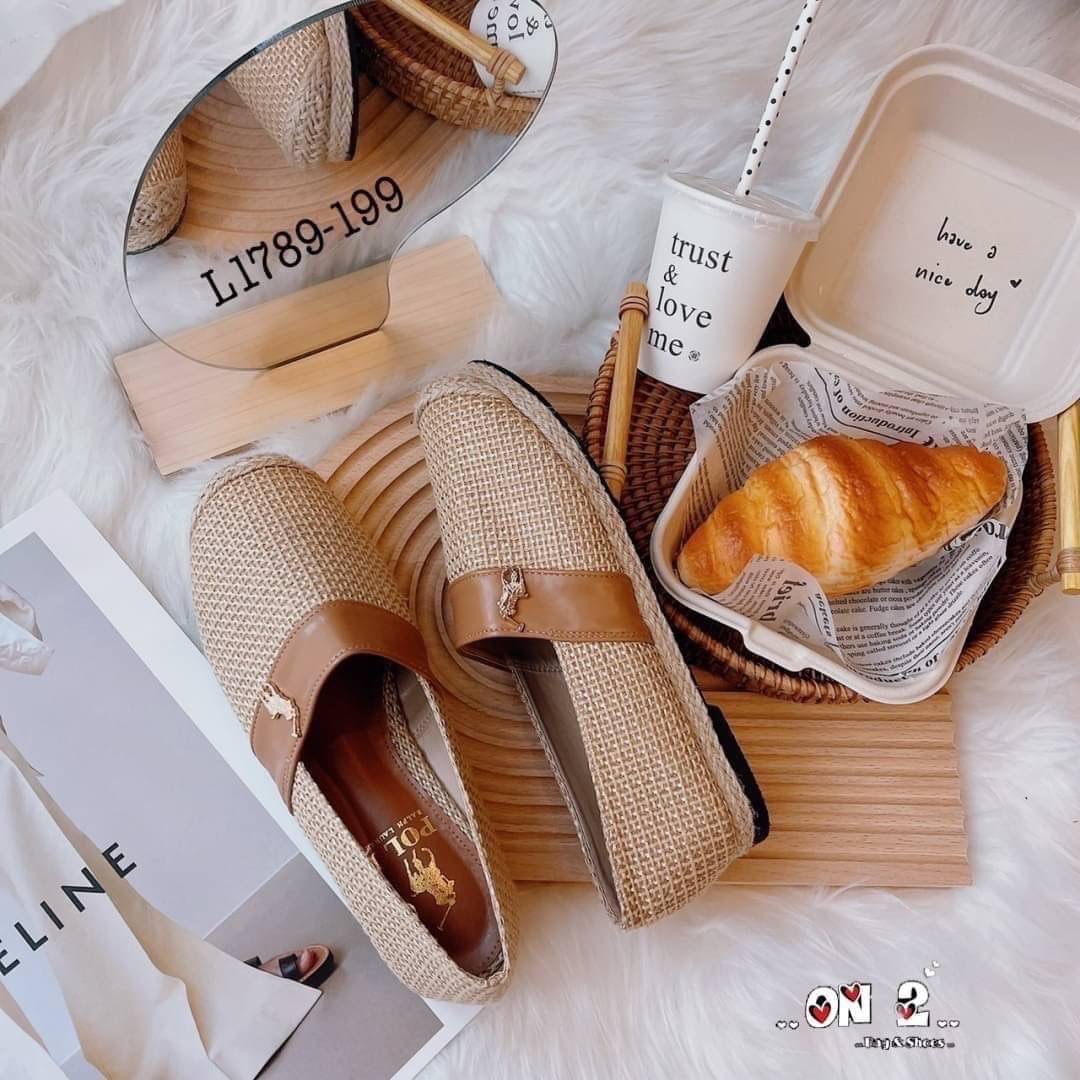 รองเท้าคัช POLO ปักอะไหล่ทอง แนวสปอร์ต ผ้าแคนวาน กับ ลายกระสอบสุดคลาสสิค สวยมากค่ะ พร้อมส่ง2สี