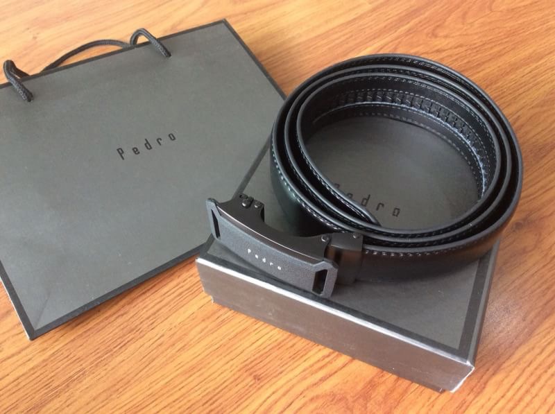 DON'T MISS! PEDRO MEN LEATHER BELT (Free Size) เข็มขัดหนังรุ่นใหม่ล่าสุดจาก PEDRO MEN หัวเข็มขัดโลหะอะไหล่ดำ แบบเรียบ โลโก้แบรนด์ที่หัวเข็มขัด คุณภาพดีตามแบบฉบับของแบรนด์ สายเข็มขัดหนังเรียบสีดำ สายปรับใช้เข้าได้กับทุกชุด มาพร้อมกล่องและถุงกระดาษแบรน