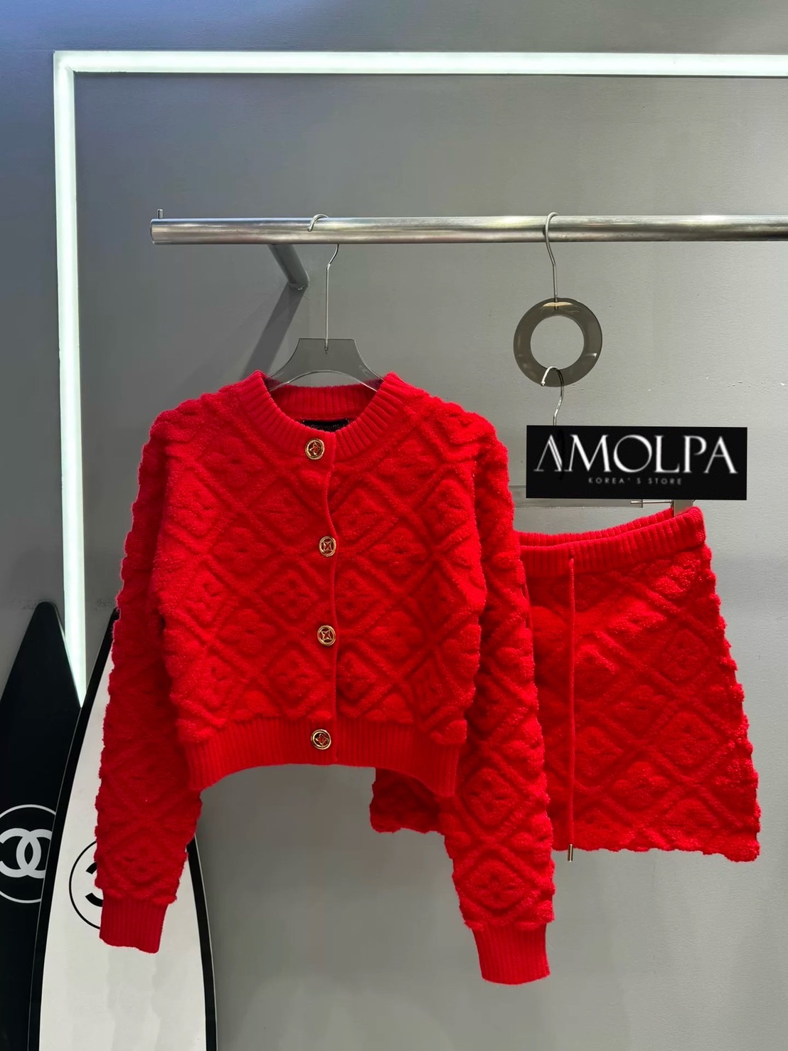 ชุดเซทแฟชั่น SET JACKET 3D กระดุมฮาร์ดแวรทอง เนื้อผ้านิ่มมาก หนานุ่มแน่น