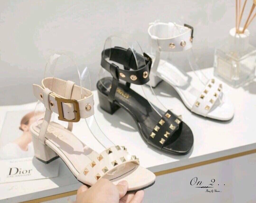 รองเท้าส้นสูงรัดข้อสไตล์แกลดิเอเตอร์ หน้าดอกมุก ส้นสูง 2" กำลังดีใส่เดินง่าย งานดี งานมีกล่อง