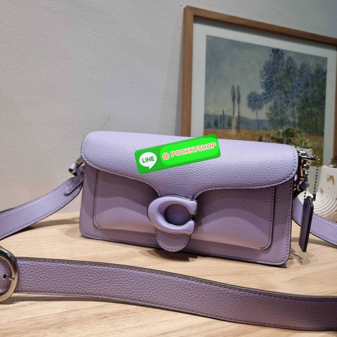 COACH CH735 TABBY SHOULDER BAG 26 🔆 Details ดีไซน์ใหม่ปี 2023 กับกระเป๋าสะพายไหล่สุดฮอต วินเทจย้อนยุค สวยคมชัด คลาสสิคใช้ได้ทุกลุค เปิด-ปิดด้วยแม่เหล็กในตัว รับรองแน่นหนา ด้านหลังมีช่องแยก ภายในเป็นช่องโล่ง ขนาดกำลังสวย มีสายสะพายมาให้ถึง 2 แบบ สา