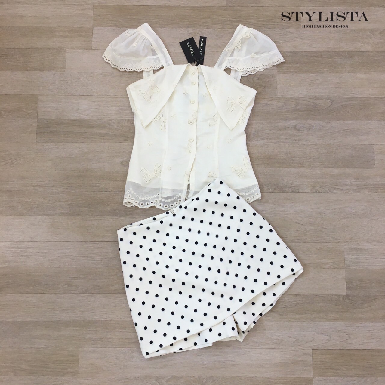 ชุดเซทแฟชั่น เสื้อผ้าฝ้ายเนื้อนุ่ม ปักลายดอกไม้ละเอียด พร้อมลูกไม้ระบายปลายเสื้อ