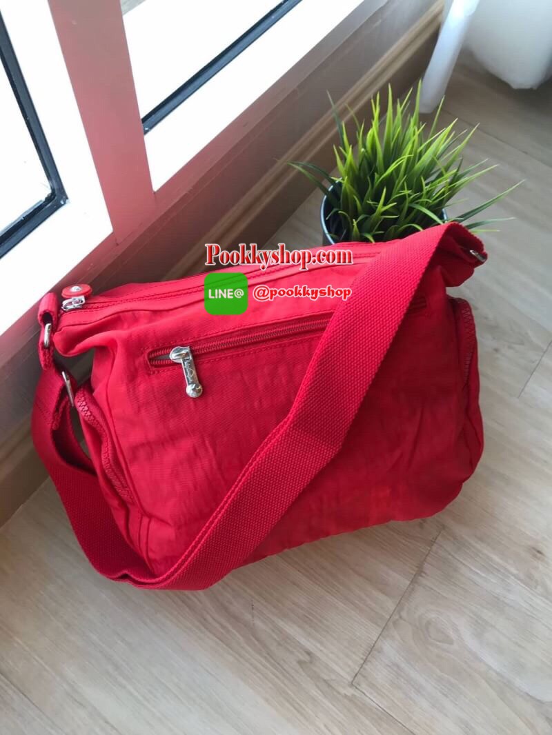 Kippling GABBIE S Crossbody Bag with Phone Compartment Bag รุ่นชนช้อป!! กระเป๋าสะพายทรงครอสบอดี้ แบบกระชับกับลำตัว วัสดุPolyamide100% มีช่องซิปใช้งานได้ทุกมุม ช่องใหญ่ภายในกว้าง ใส่มินิไอแพค กระเป๋าสตางค์ยาวและอื่นๆจุได้เยอะ สามารถสะพายได้ทั้งสายคู่และสาย
