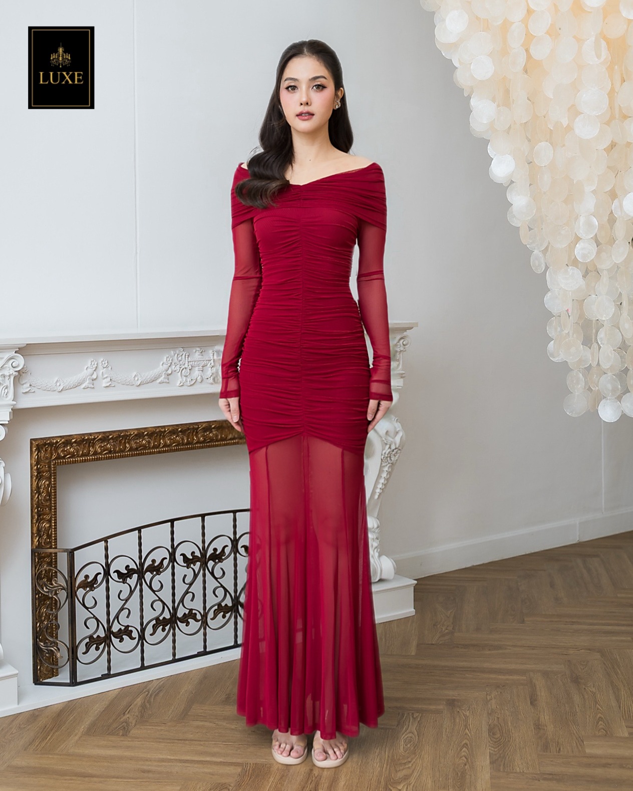 เดรสแฟชั่น แม็กซี่เดรส เสื้อแขนยาวเปิดไหล่ ดีเทลจับเดรป