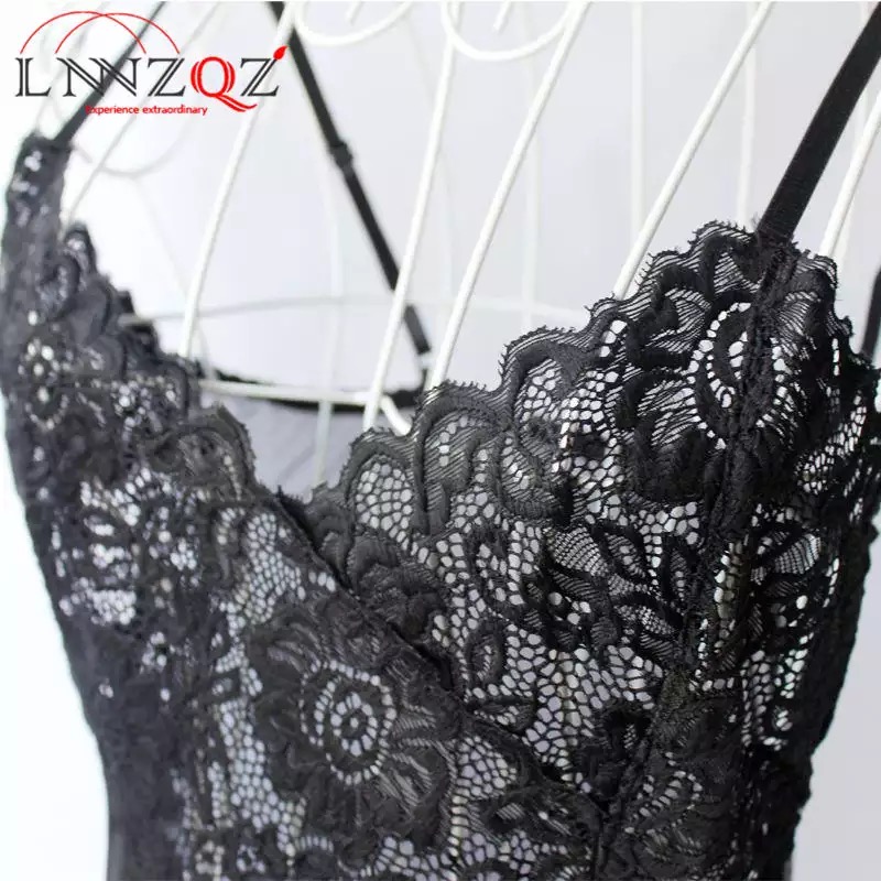 ชุดนอนเซ็กซี่ ชุดนอนซีทรู สีดำ แต่่งช่วงอกและชายด้วยลูกไม้เฉียง เนื้องานเกรดพรีเมี่ยม งานหรูสวยมากคะ