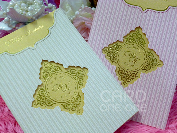 การ์ดแต่งงาน การ์ดเรียบหรู คลาสิค แนวตั้ง แบบสอด