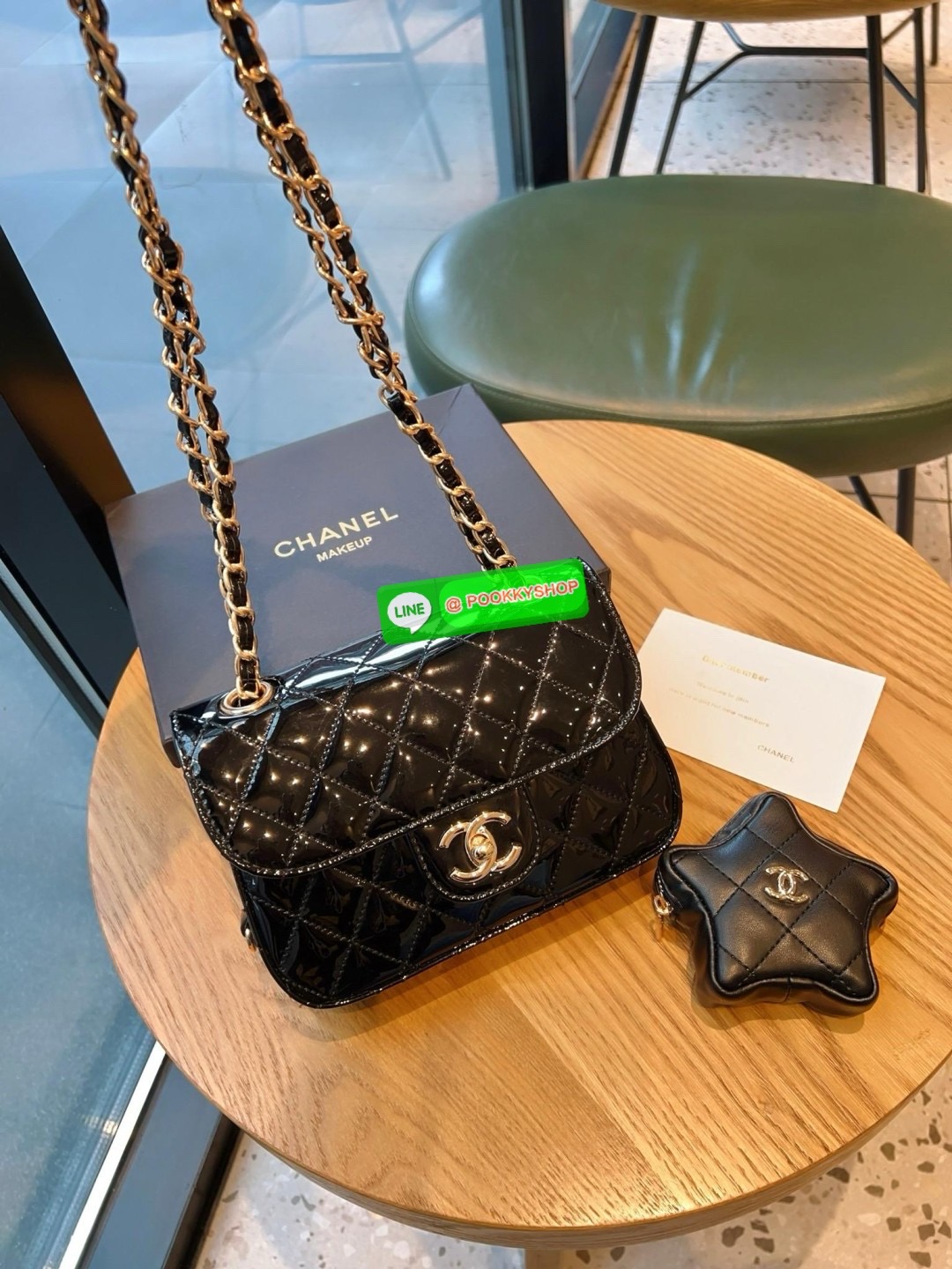 NEW ARRIVAL! สุดหรู สุดคลาสสิค ยอมใจใก้กับความสวยของน้องงค่าา ✈️สะพายต่างประเทศไปชิลๆเลยค่าา CHANEL VIP MAKE UP WITH BAG STARS
