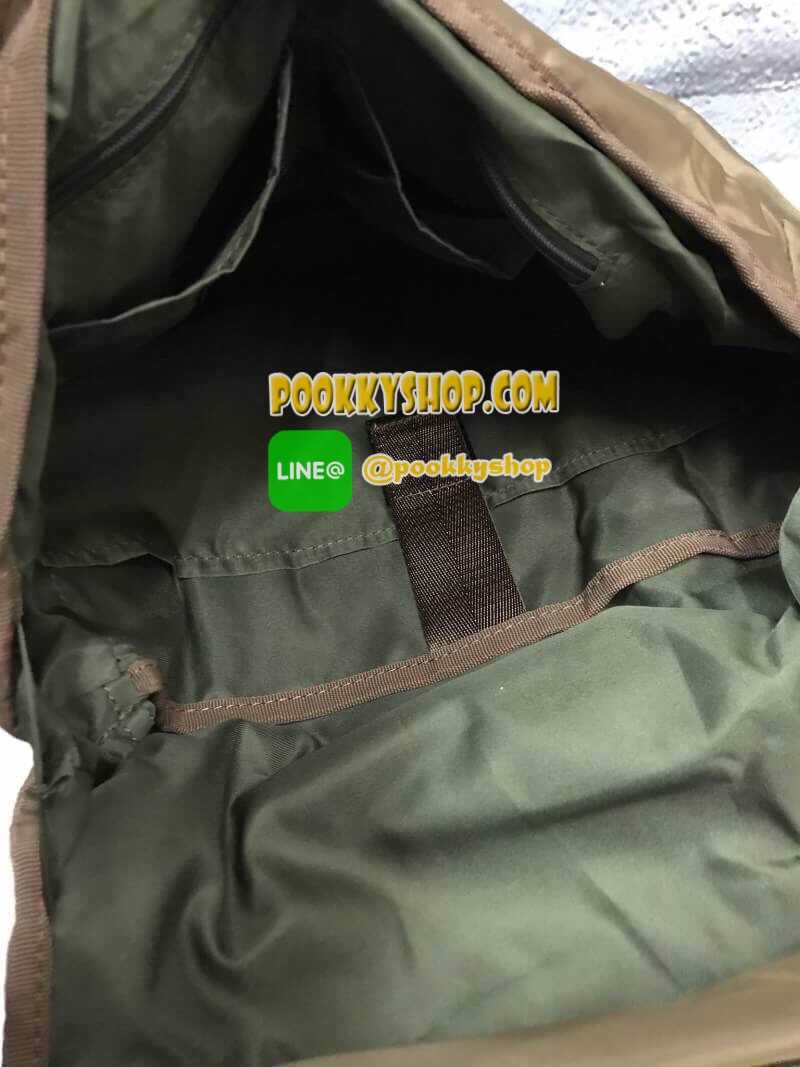 งาน3ป้าย ❤️ 5500 เยน ❤️ ภายในมี วดป Anello urban street nylon shoulder bag ใหม่ชนช้อปกับกระเป๋าถือหรือสะพายแบบ unisex วัสดุผ้าไนล่อน มีคุณสมบัติกันน้ำและน้ำหนักเบา ภายในมีช่องเล็กช่องน้อยแยกเป็นสัดส่วน กว้างและใบใหญ่สามารถใส่เอกสารได้เยอะ ด้