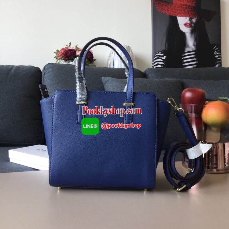 KATE SPADE NEW YORK CEDAR STREET HAYDEN BAG กระเป๋าถือหรือสะพายหนัง Saffiano สวยหรูอยู่ทรงสไตล์ PRADA ด้านหน้าประดับโลโก้แบรนด์สีทองสวยหรู ภายในโล่งกว้าง มีช่องซิปและช่องเล็กสำหรับใส่ของ จะใส่ ipad mini กระเป๋าสตางค์ใบยาวได้หมดค่ะ มีหมุดรองฐานกันรอย 4 มุม