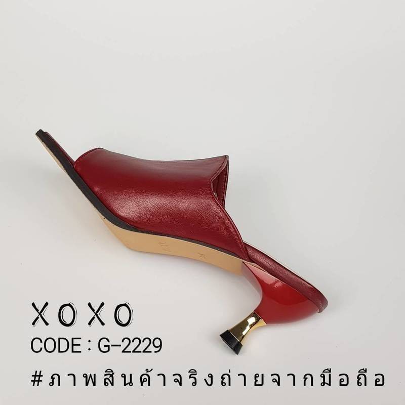 สินค้าพร้อมส่ง คีฟลุคมาก ของมันต้องมีมากซีสทั้งหลาย ดูไฮ สุดๆ ค๊า งานสวม ใส่สบาย ทรงเปิด หน้าหัวตัด วัสดุหนัง PU เก๋ ด้านข้าง แต่งลายเย็บเป็นคลื่น สวยหรู ดูแพงเกินราคา พิเศษเลิศๆ ตรงส้น เป็นอะไหล่ทอง แมทส์ชุดง่าย น้ำหนักเบา ใส่กับชุดไหน ๆ เก๋มาก จับแมทส์ด