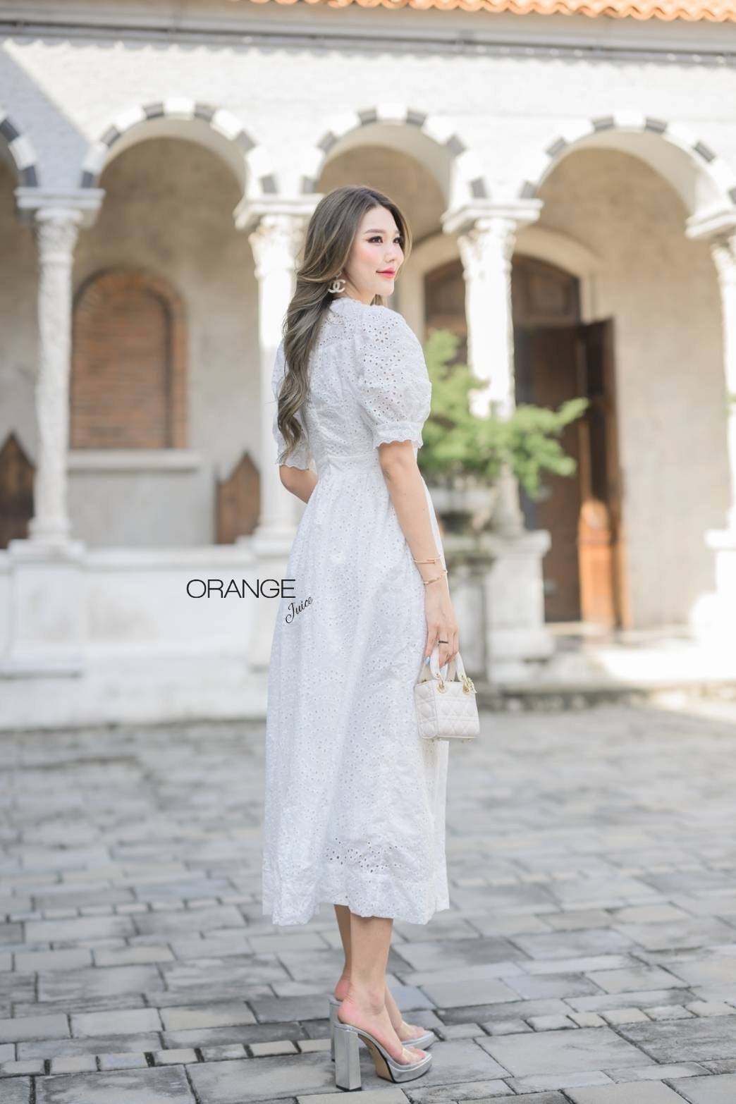 NEW ARRIVALS By Orange Juice Maxi เดรสยาวทอลายฉลุ แต่งโบมุก