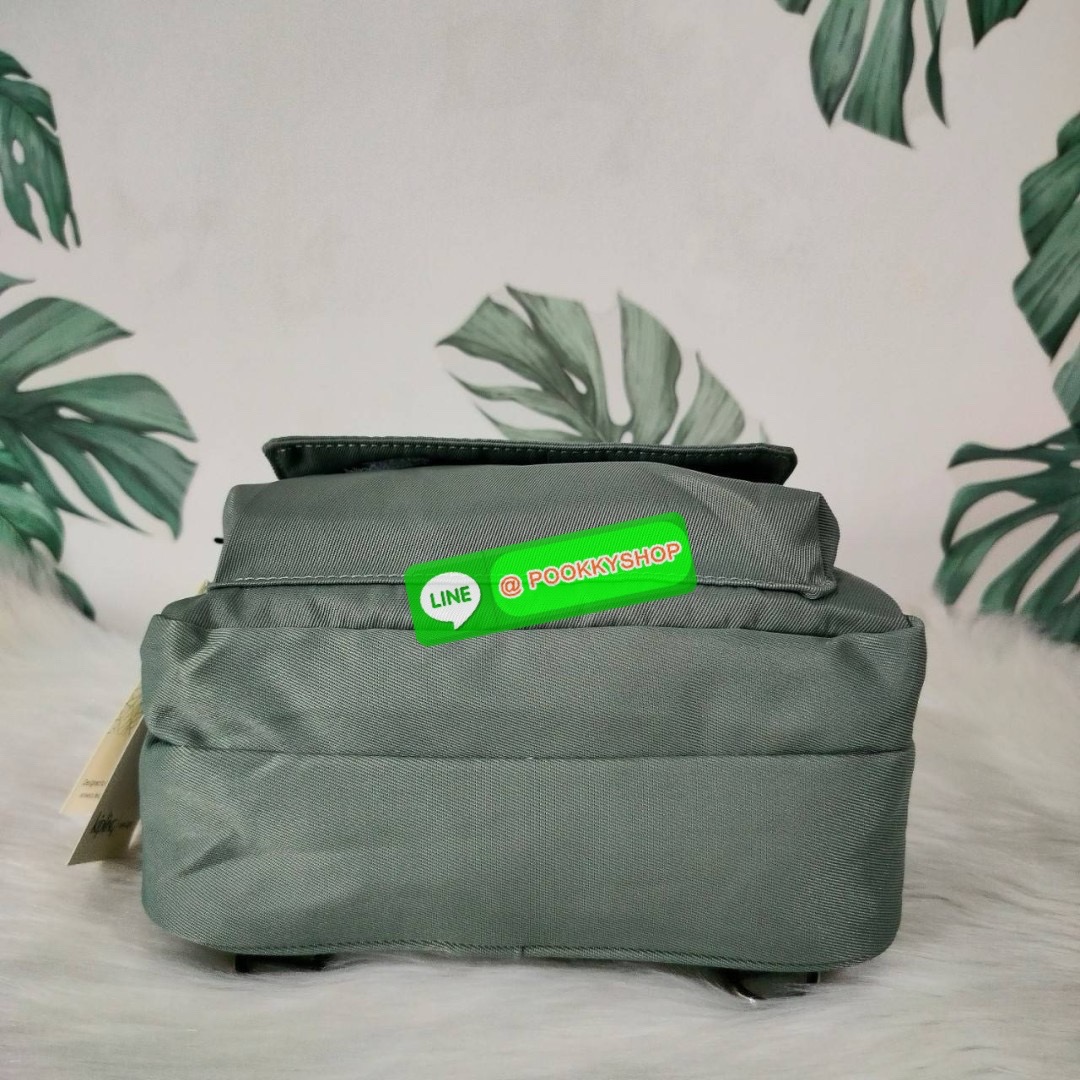 KIPLING Cand 2 ways backpack กระเป๋าถือหรือสะพายข้าง ขนาดกลาง วัสดุ Polyester 100% -ด้านหน้ามี 2 ช่องซิป -ช่องหลักโล่งกว้าง ใส่ของได้เยอะสุดๆ พร้อมช่องซิปและช่องแยกด้านข้างให้แยกของได้เป็นระเบียบมากขึ้น สามารถติใส่กระเป๋าสตางค์ใบยาวได้ มาพร้อมสายคล้องพวงก