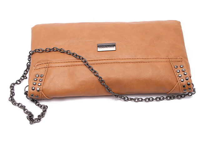 กระเป๋า Clutch มือ TONI BIANCO แบรนด์สุดหรูออสเตรเลีย สีน้ำตาล หนังหรูสุดนุ่ม สายโซ่ ถอดใส่ได้คะ