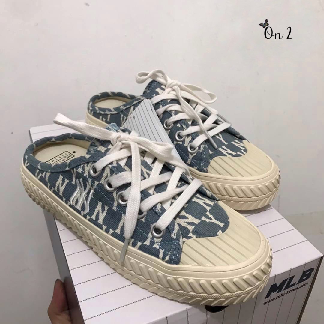 พร้อมส่ง รองเท้าผ้าใบเปิดส้น MLB playball origin mule new york yankees logo NY ⚪️⚪️ สวยเทห์ เปะปังมาก งานPremium Quality