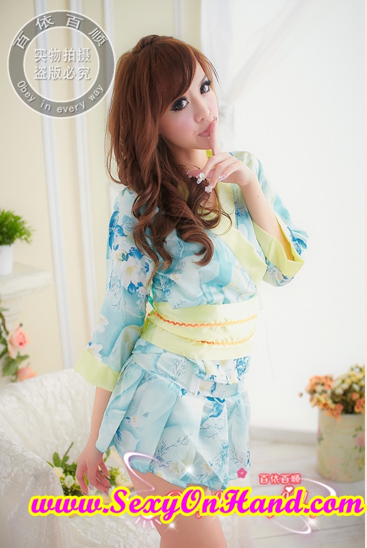 ชุดคอสเพลย์ แฟนซี ญี่ปุ่น กิโมโนสั้น ประยุกต์ ชุดคลุมเซ็กซี่ ลายดอก สีเขียวอมฟ้า แต่งสายคาด และขลิบขอบเหลือง กระโปรงจีบรอบ สวยหวาน น่ารัก แบบคุณหนูโนเน๊ะ +G stringเข้าชุดคะ