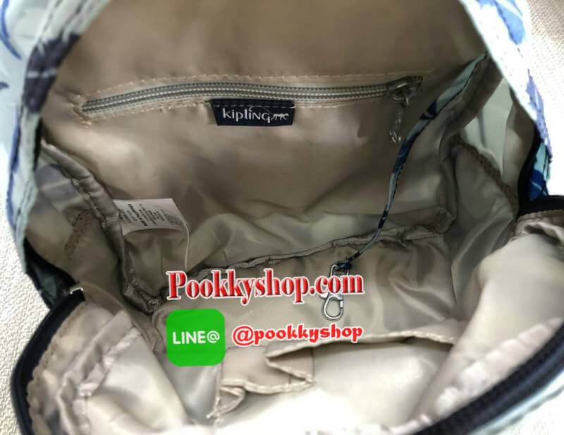 New in. Kipling Mini Backpack Bag >>Factory oem HK<< สิ้นสุดการรอคอย พร้อมส่งที่ไทยอีกครั้งค่ะ!!! สุดคุ้ม!!! รุ่นนี้สามารถหิ้ว//สะพายข้าง//ครอสบอดี้ร์//และสะพายหลังแบบเป้ ได้ ครบจบใบเดียวอยู่ค่ะ!!! วัสดุไนล่อน ด้านหน้ามีช่องซิปหนึ่งช่อง ใส่มือ
